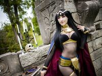 Luxlo Cosplay - Tharja