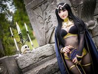 Luxlo Cosplay - Tharja