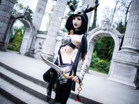 Luxlo Cosplay - Umberon