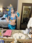 Luxlo Cosplay - Vaporeon