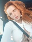 Bella Thorne - 1