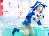 Gura Cosplay non-nude