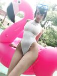 Swimsuitsuccubus social media photos