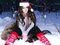 ASMR KittyKlaw Winter