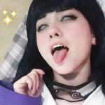 Moyumii Hinata cosplay