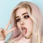 Moyumii random things