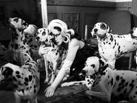 Cruella de Vil from 101 Dalmatians (by Lada Lyumos)