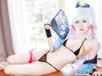 Sallydorasnow  / Iamdorasnow AYAKA