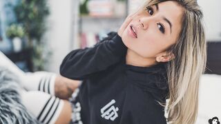 Dimi Suicide Girls - Hypnotic Seduction