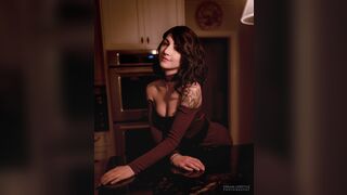 Luxlo Cosplay - Christmas Red Dress