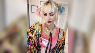 Luxlo Cosplay - Harley Quinn Selfies