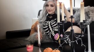 Luxlo Cosplay - Skele-Kitty
