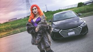 Luxlo Cosplay - Starfire