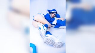 Gura Cosplay non-nude